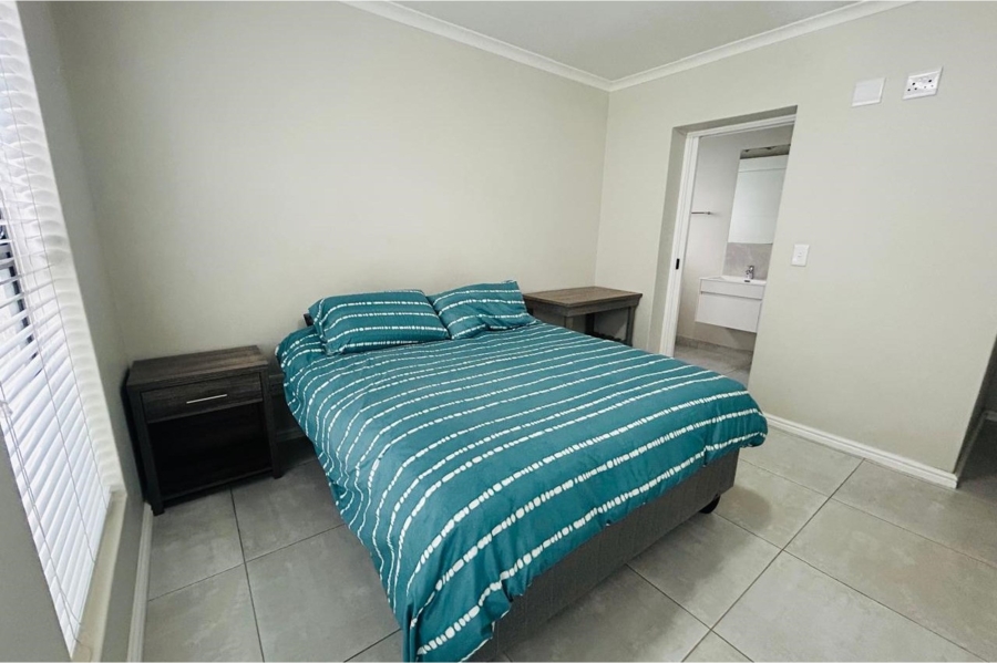 2 Bedroom Property for Sale in Aan de Wijnlanden Western Cape